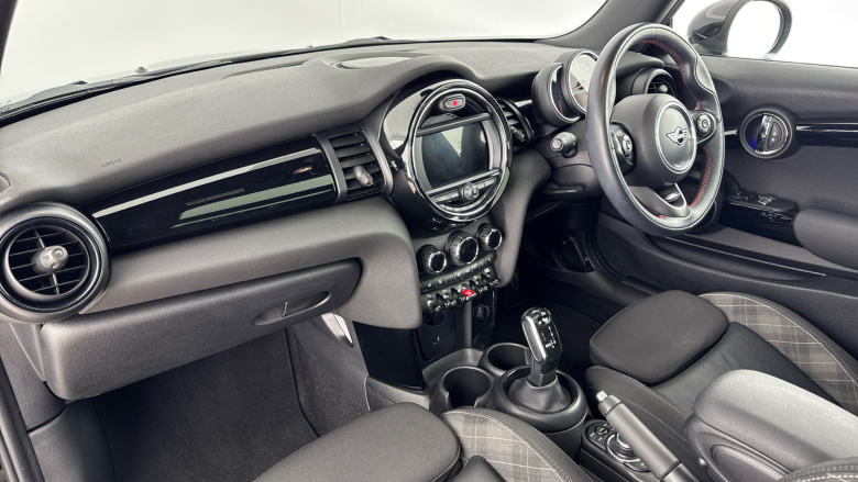 MINI Hatchback 1.5 Cooper Sport II 3dr Auto Petrol Hatchback